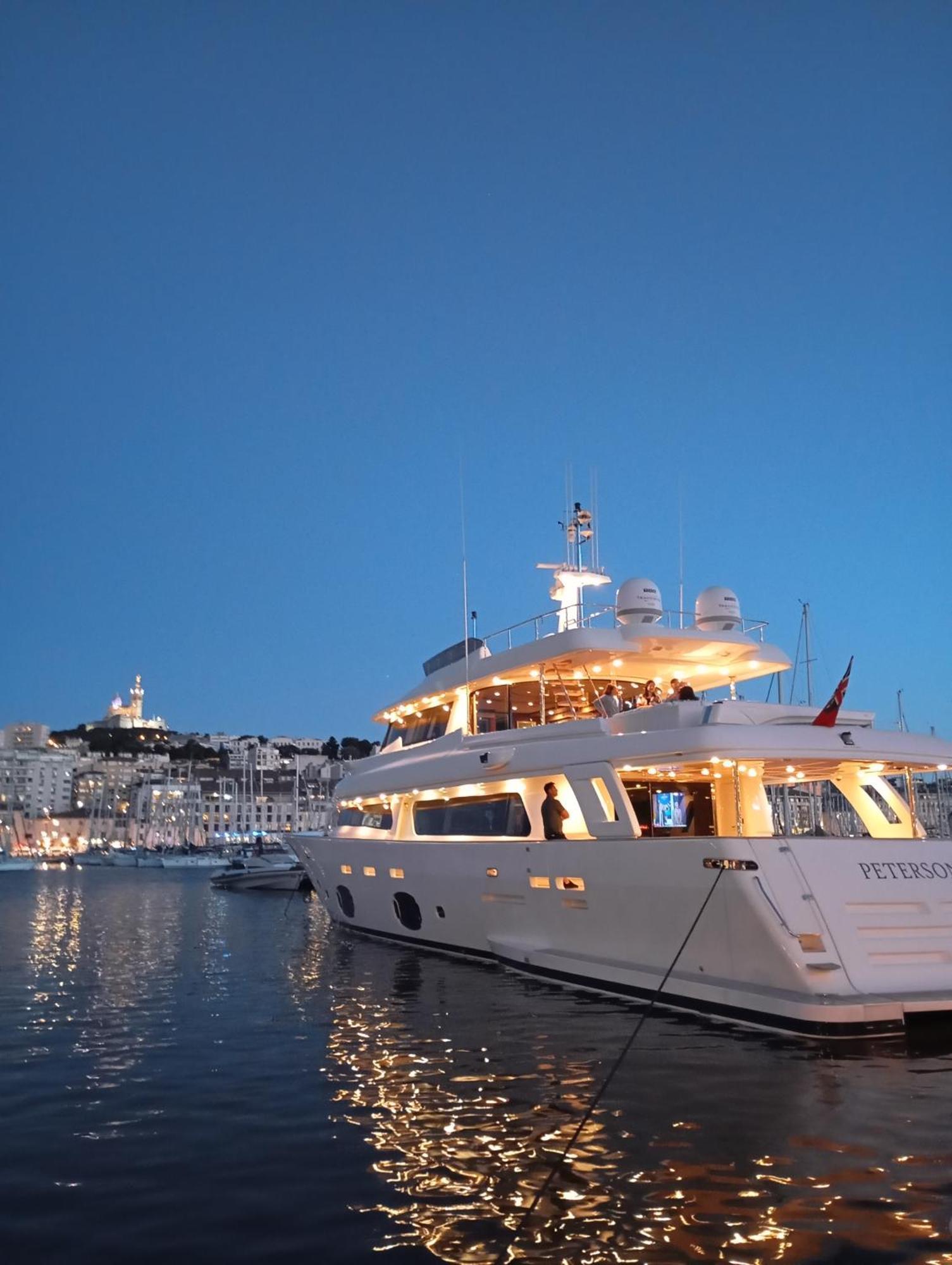 Chez L'Habitant, Propose Grande Chambre Vieux Port Marseilles Exterior foto